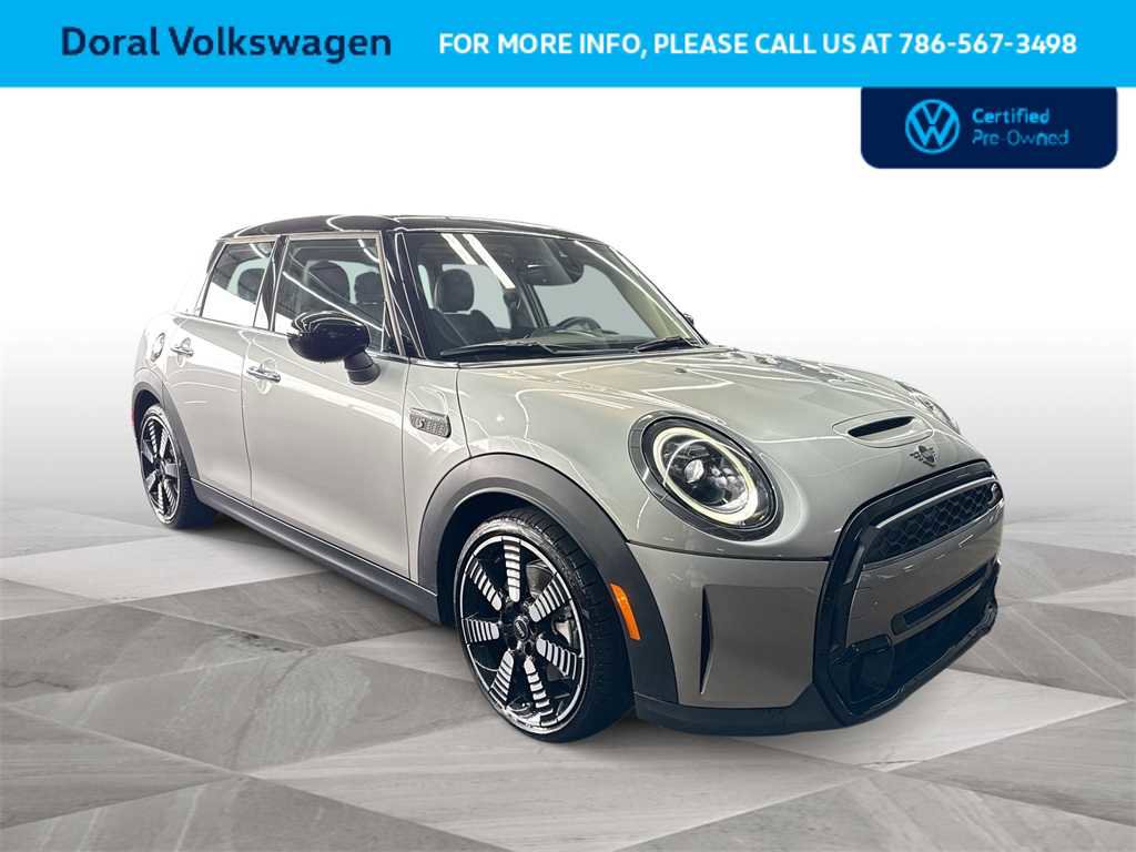 Used 2023 MINI Cooper S video 2
