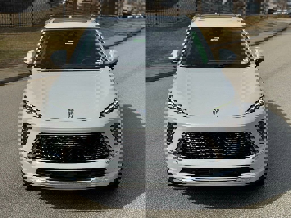 New 2026 Buick Envision Avenir image 8