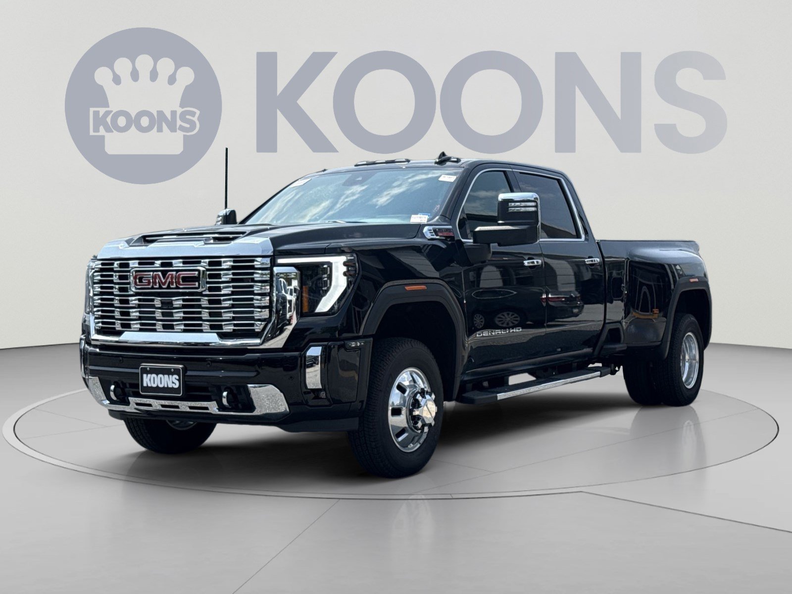 New 2026 GMC Sierra 3500 Denali w/ Denali Reserve Package AWD/4WD image 1