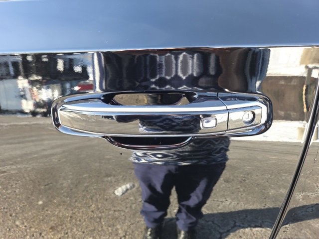 Used 2023 Chevrolet Tahoe High Country image 45