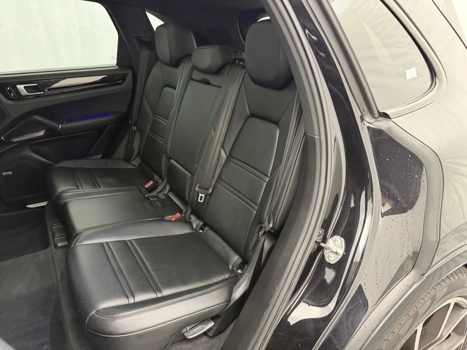 Used 2019 Porsche Cayenne S AWD/4WD image 44