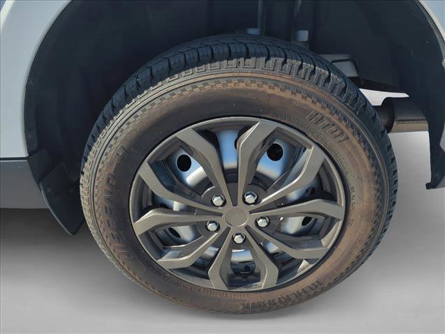 Used 2022 Ford Maverick XL image 9