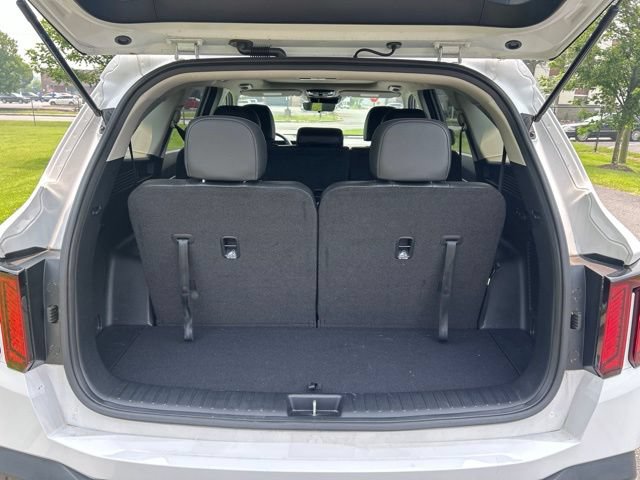 Certified 2025 Kia Sorento S w/ Panoramic Sunroof Package AWD/4WD image 19