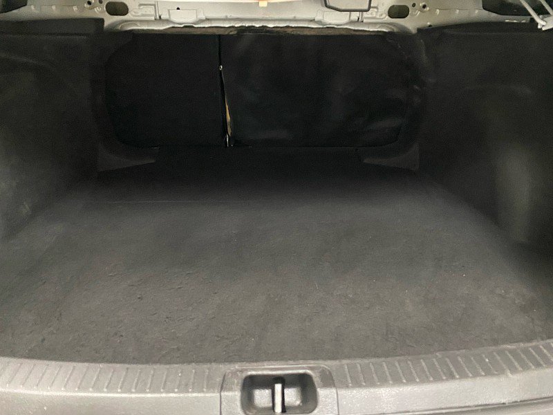 Used 2025 Toyota Corolla LE image 12