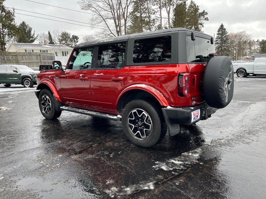 Used 2023 Ford Bronco Outer Banks image 4