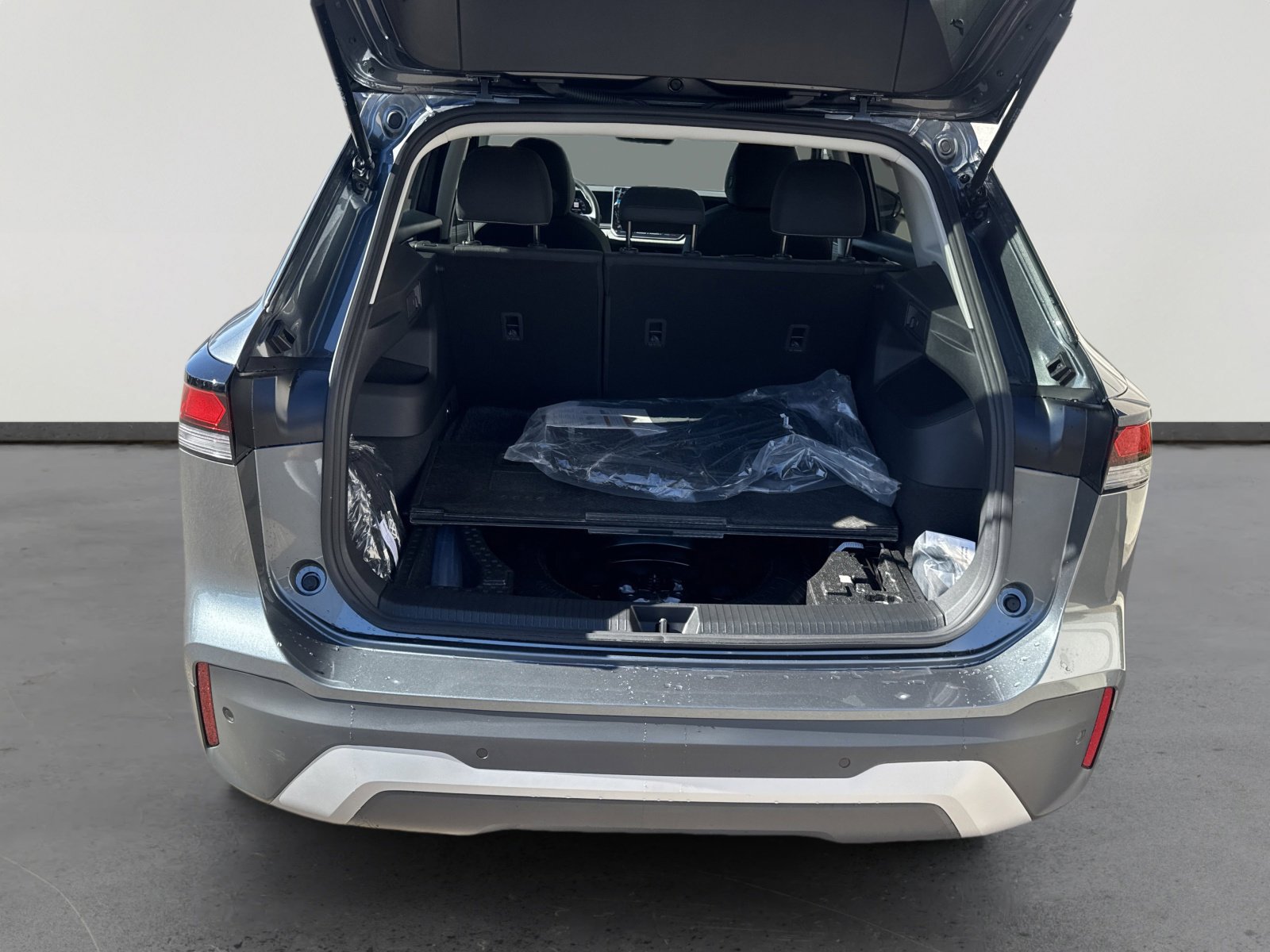 New 2026 Volkswagen Tiguan S image 6