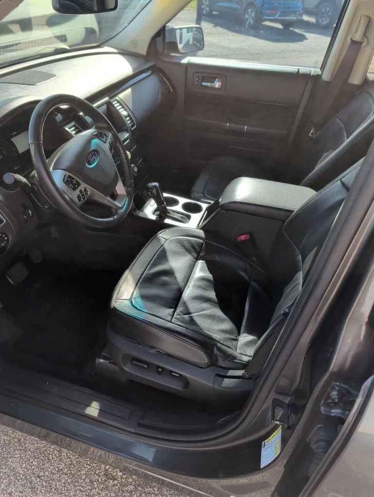 Used 2017 Ford Flex SEL w/ Equipment Group 202A image 37