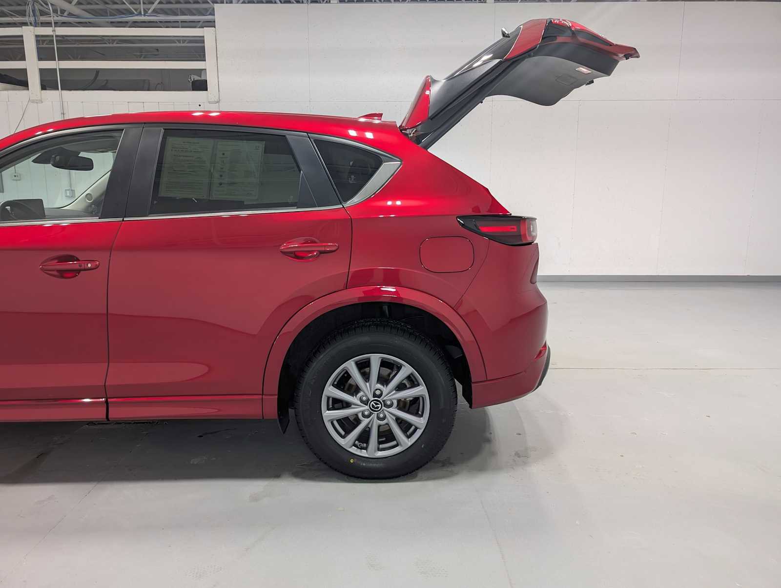 Certified 2024 MAZDA CX-5 AWD 2.5 S w/ Preferred Package image 11