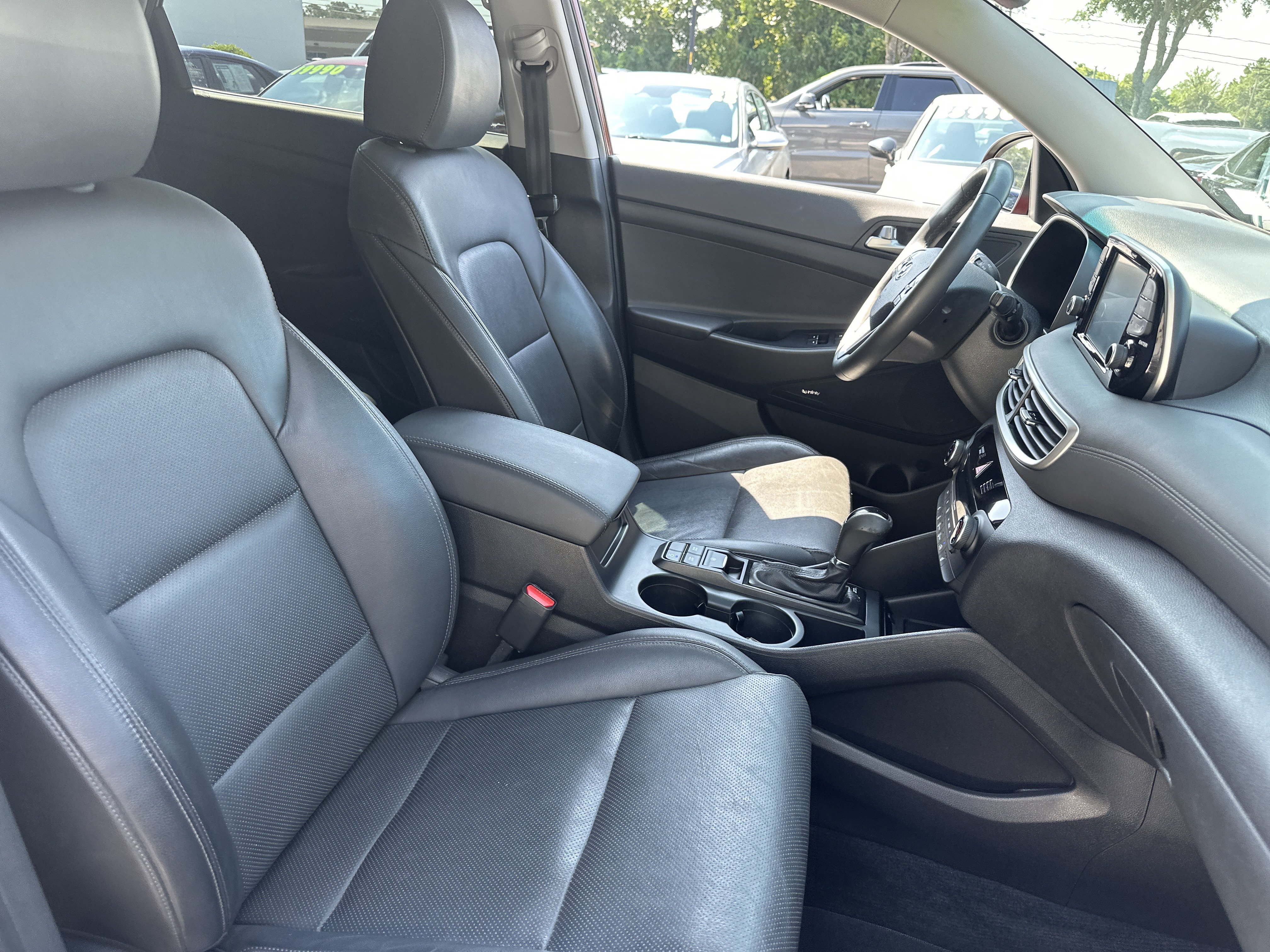 Used 2019 Hyundai Tucson Limited w/ Cargo Package FWD image 13