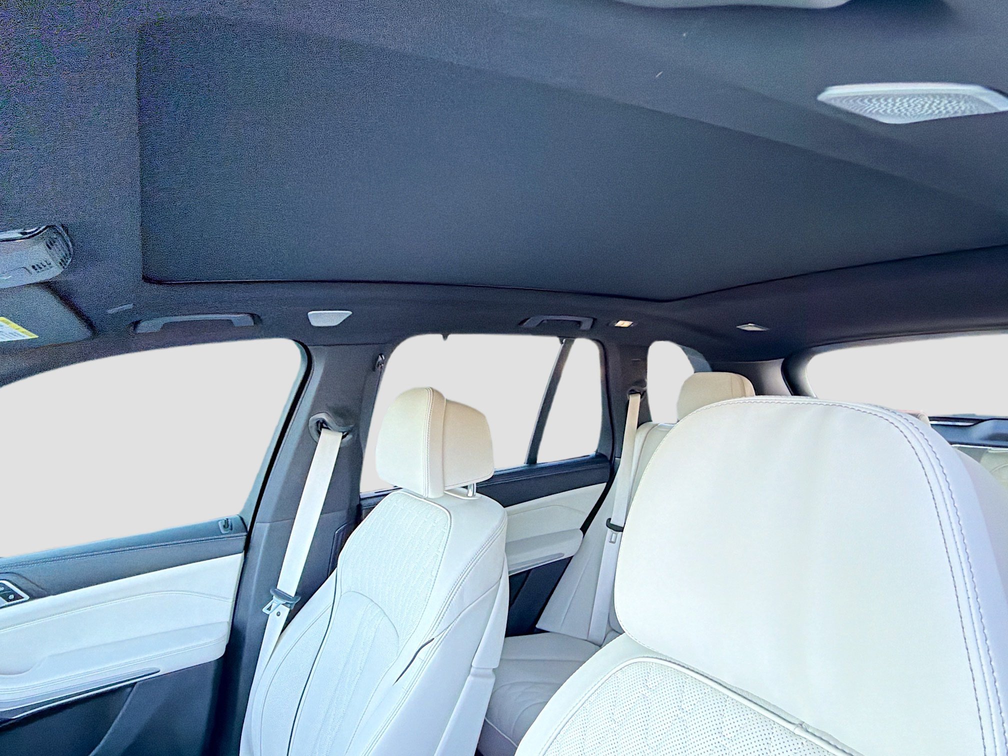 Used 2025 BMW X5 M60i image 26