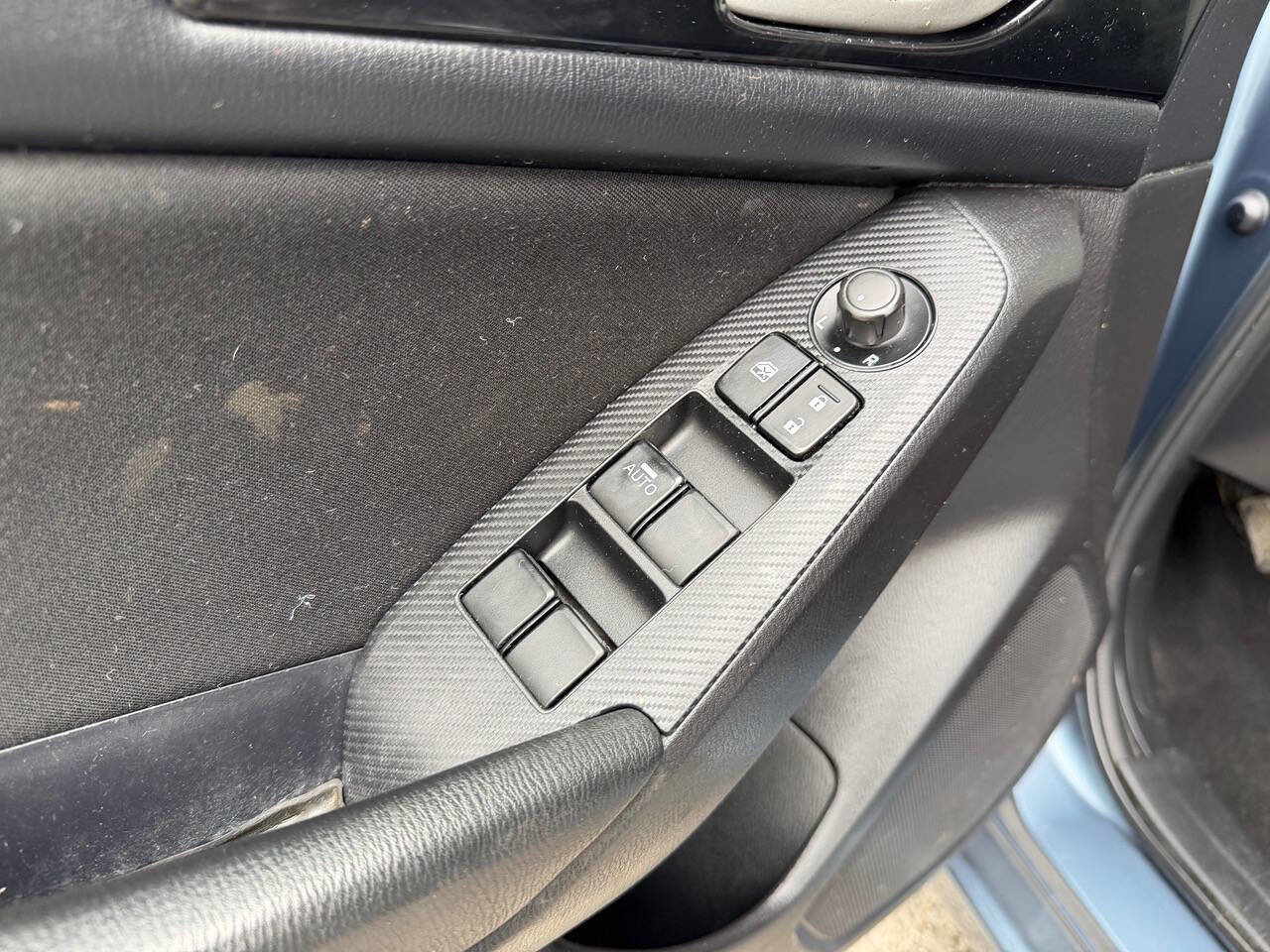 Used 2015 MAZDA MAZDA3 i Sport FWD image 16