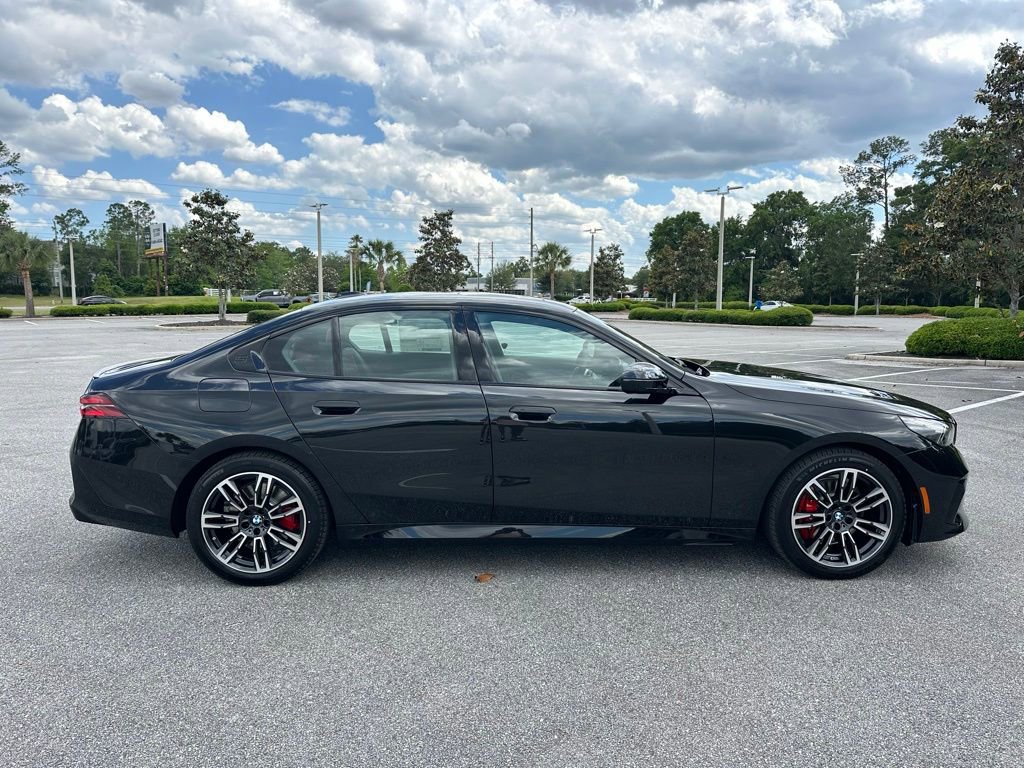 New 2027 BMW 530i RWD image 6