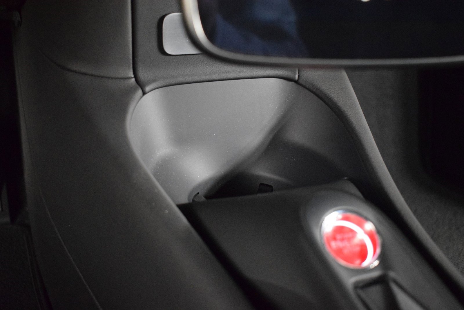 Used 2023 McLaren Artura image 27