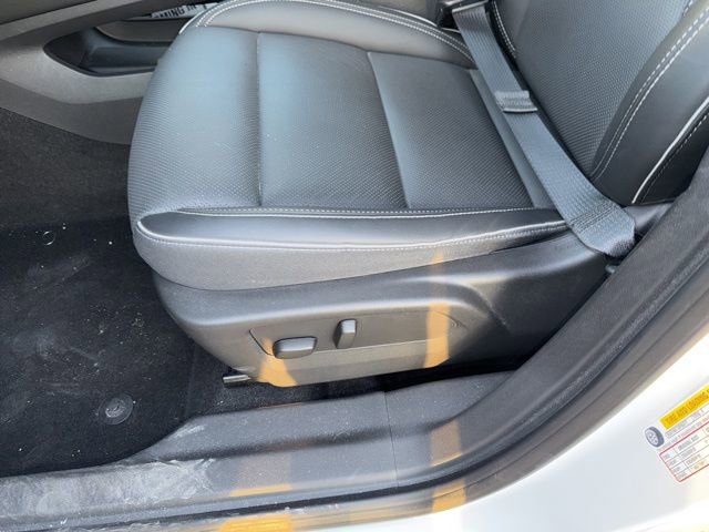 Used 2023 Buick Envision Essence image 28