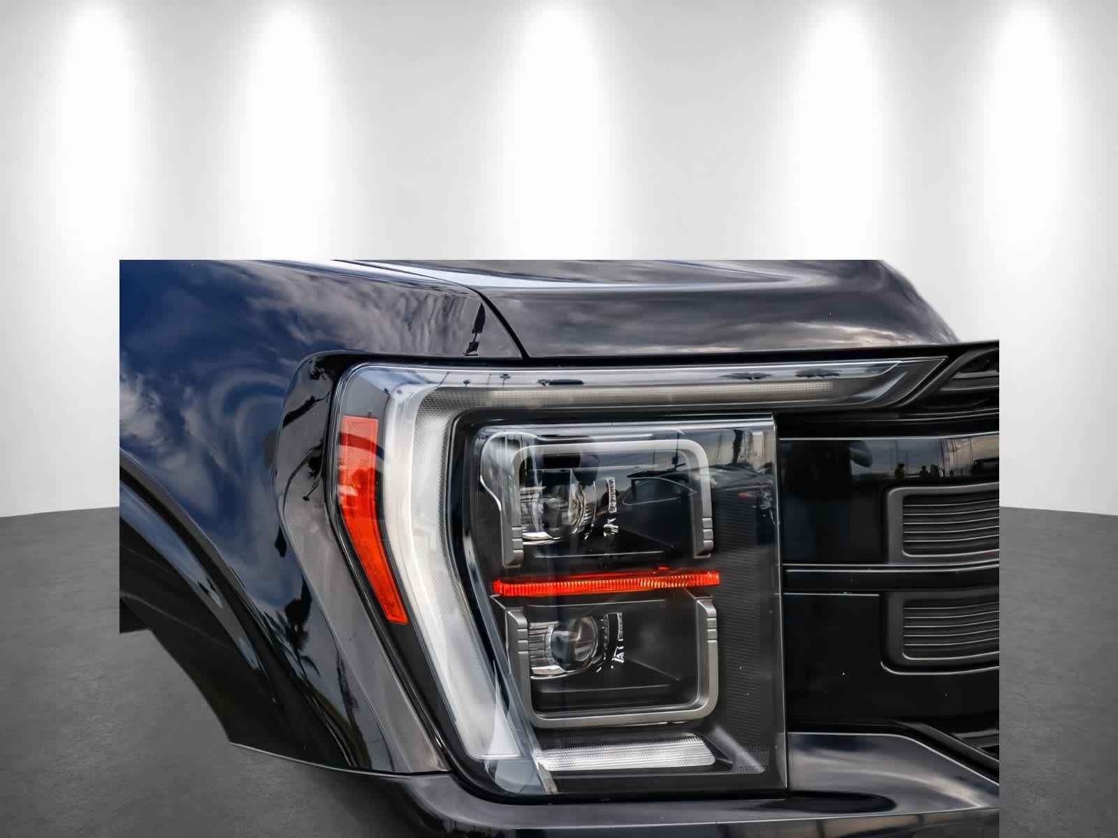 Used 2023 Ford F150 Platinum w/ Equipment Group 701A High AWD/4WD image 4