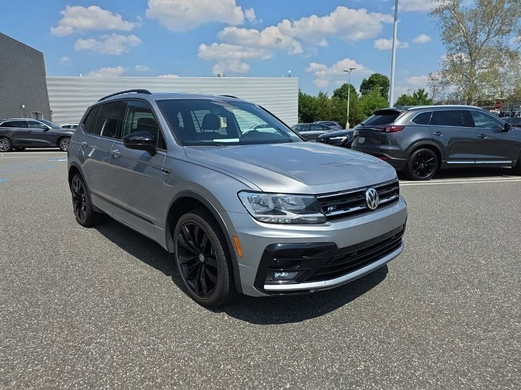 Used 2021 Volkswagen Tiguan SE R-Line AWD/4WD image 3
