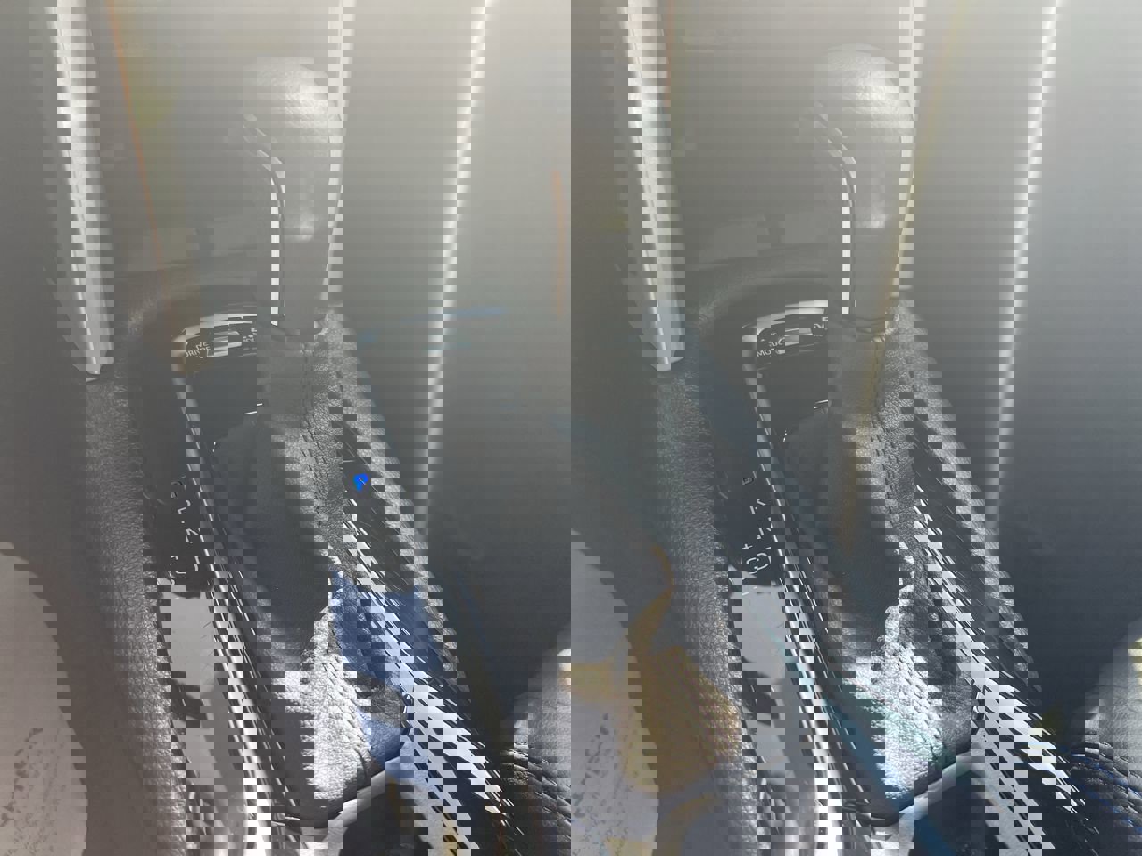 Used 2024 Toyota Corolla Cross XSE w/ Convenience Package image 26