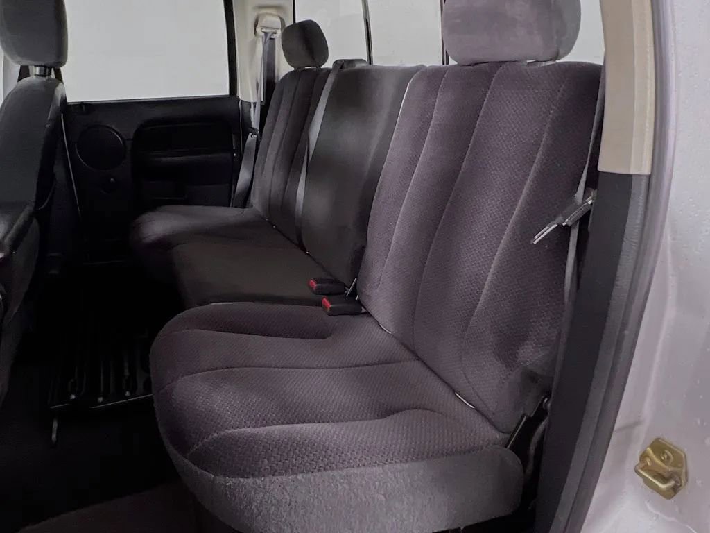 Used 2004 Dodge Ram 3500 Truck SLT w/ Trailer Tow Group image 19