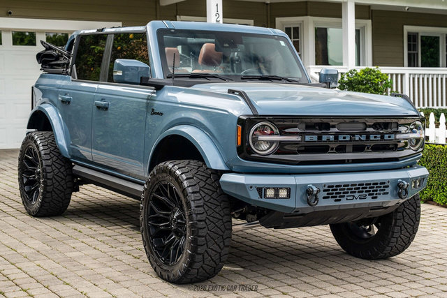 Used 2023 Ford Bronco Outer Banks AWD/4WD image 12