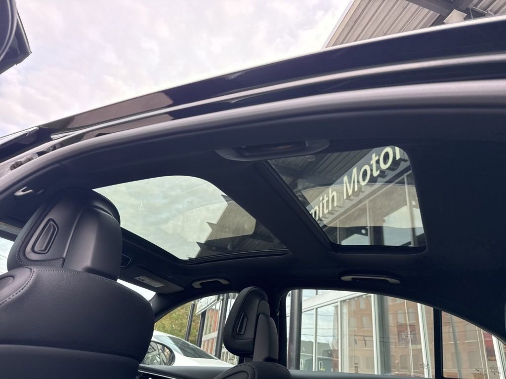 New 2026 Mercedes-Benz C 300 4MATIC Sedan image 30