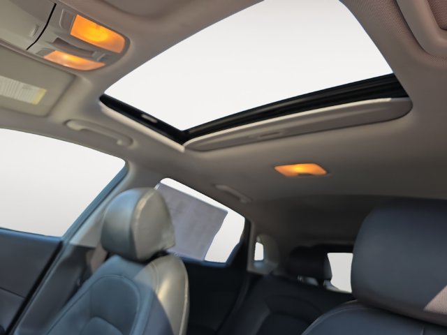 Used 2023 Hyundai Kona Limited FWD image 33