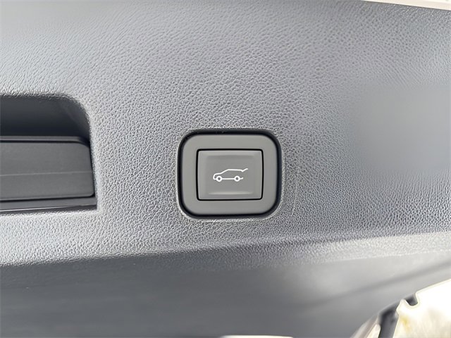 New 2026 Chevrolet Traverse Z71 image 24