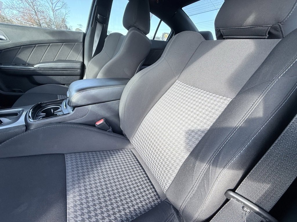 Used 2021 Dodge Charger GT w/ Blacktop Package image 24