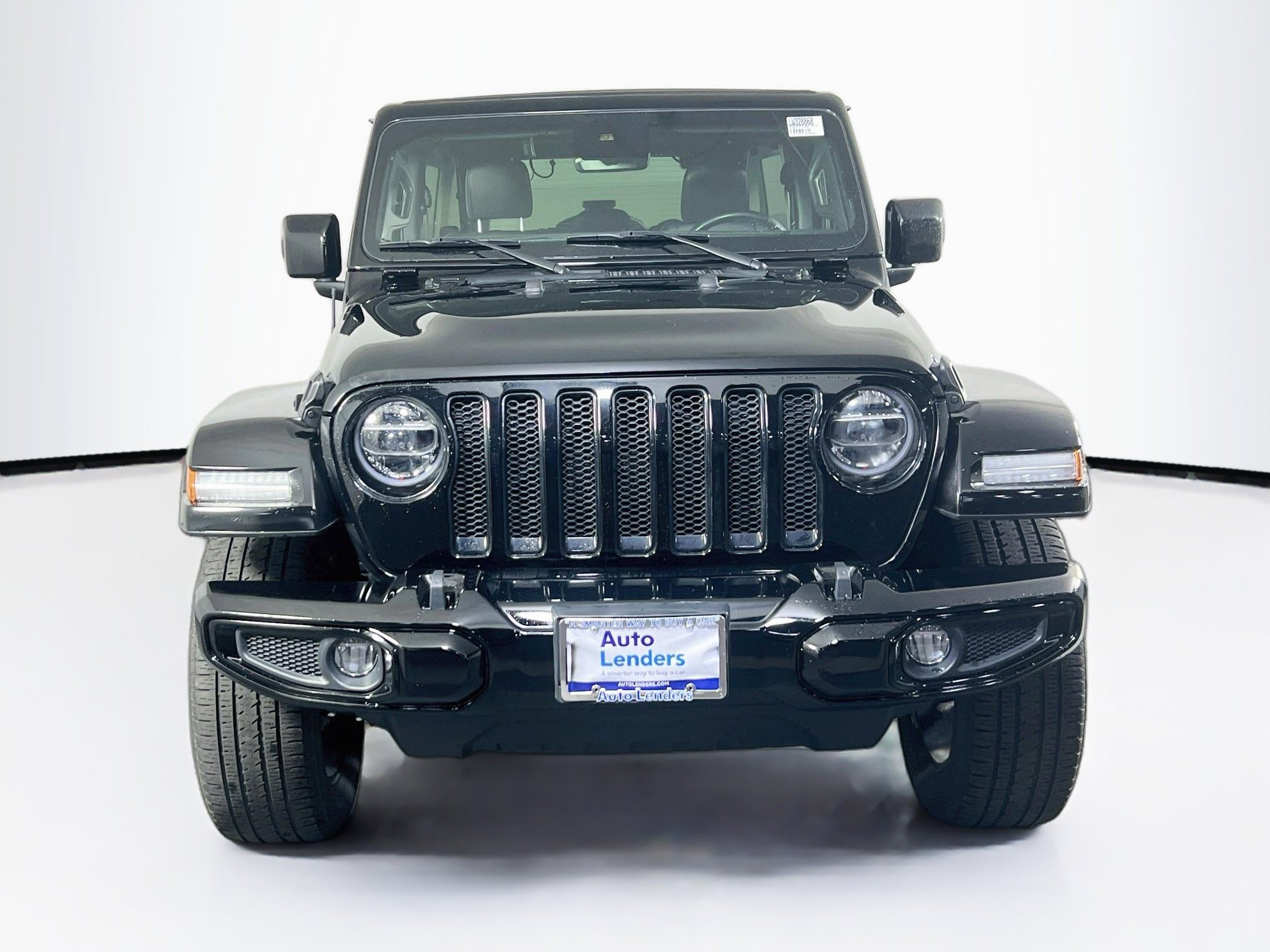 Used 2020 Jeep Wrangler Unlimited Sahara AWD/4WD image 2