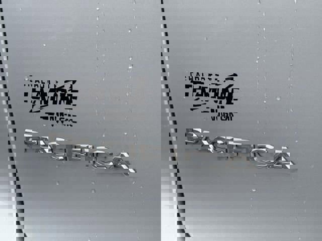 Used 2023 Chrysler Pacifica Touring-L image 7