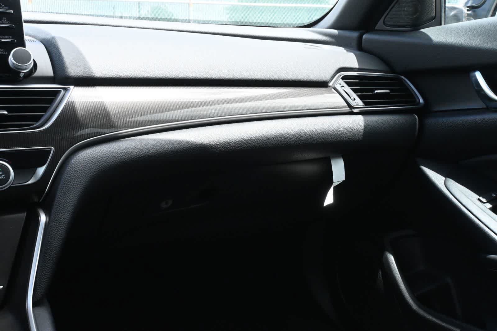 Used 2021 Honda Accord Sport image 8