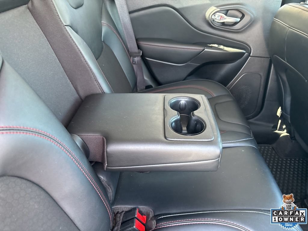 Used 2022 Jeep Cherokee Trailhawk w/ Comfort/Convenience Group AWD/4WD image 44