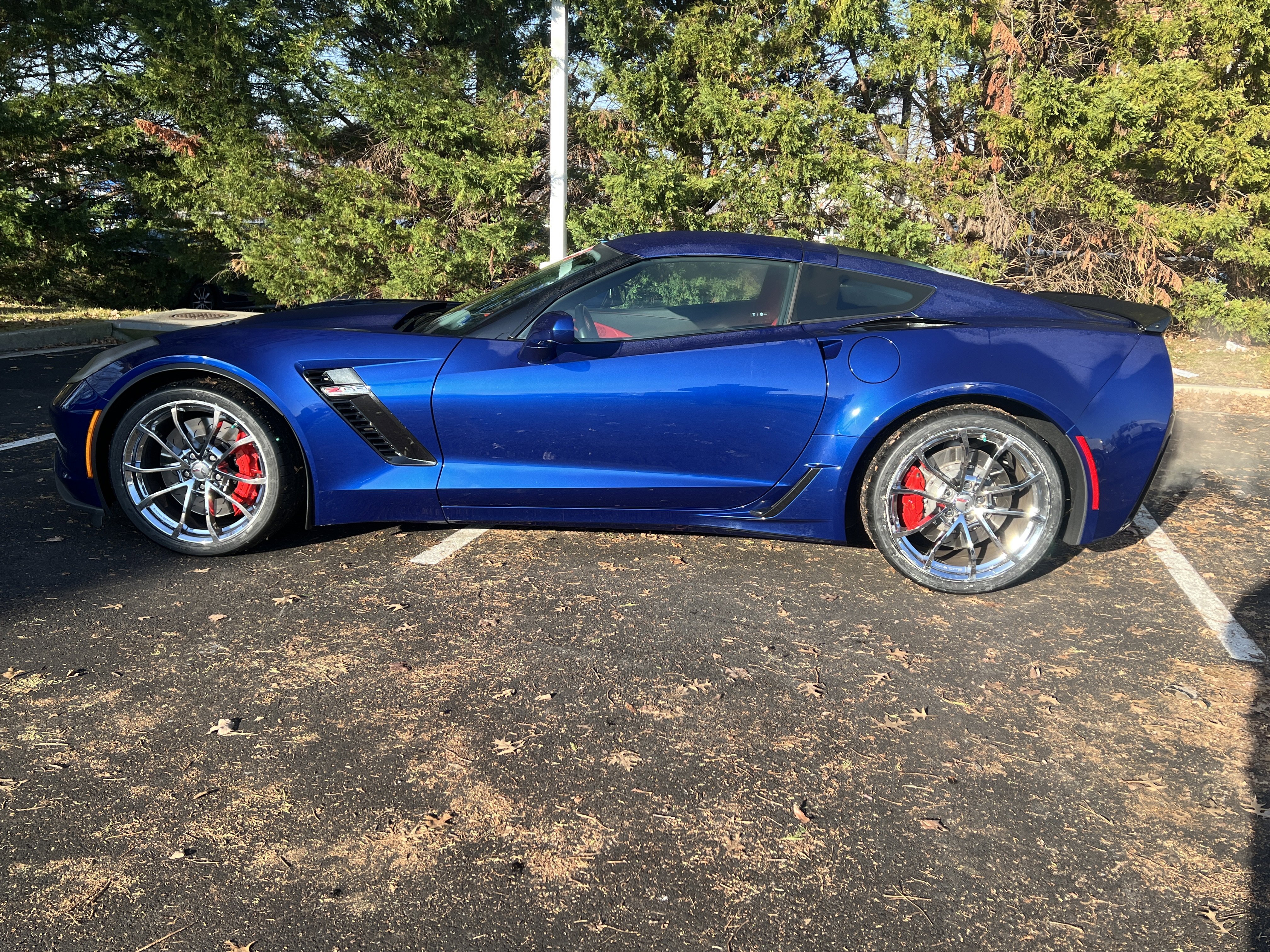 Used 2016 Chevrolet Corvette Z06 w/ 3LZ Preferred Equipment Group image 31