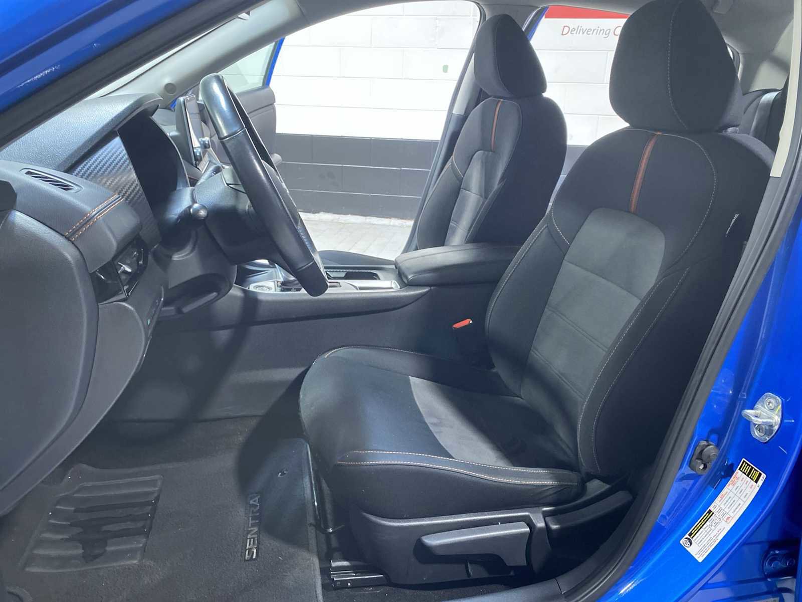 Used 2023 Nissan Sentra SR w/ Electronics Package image 11