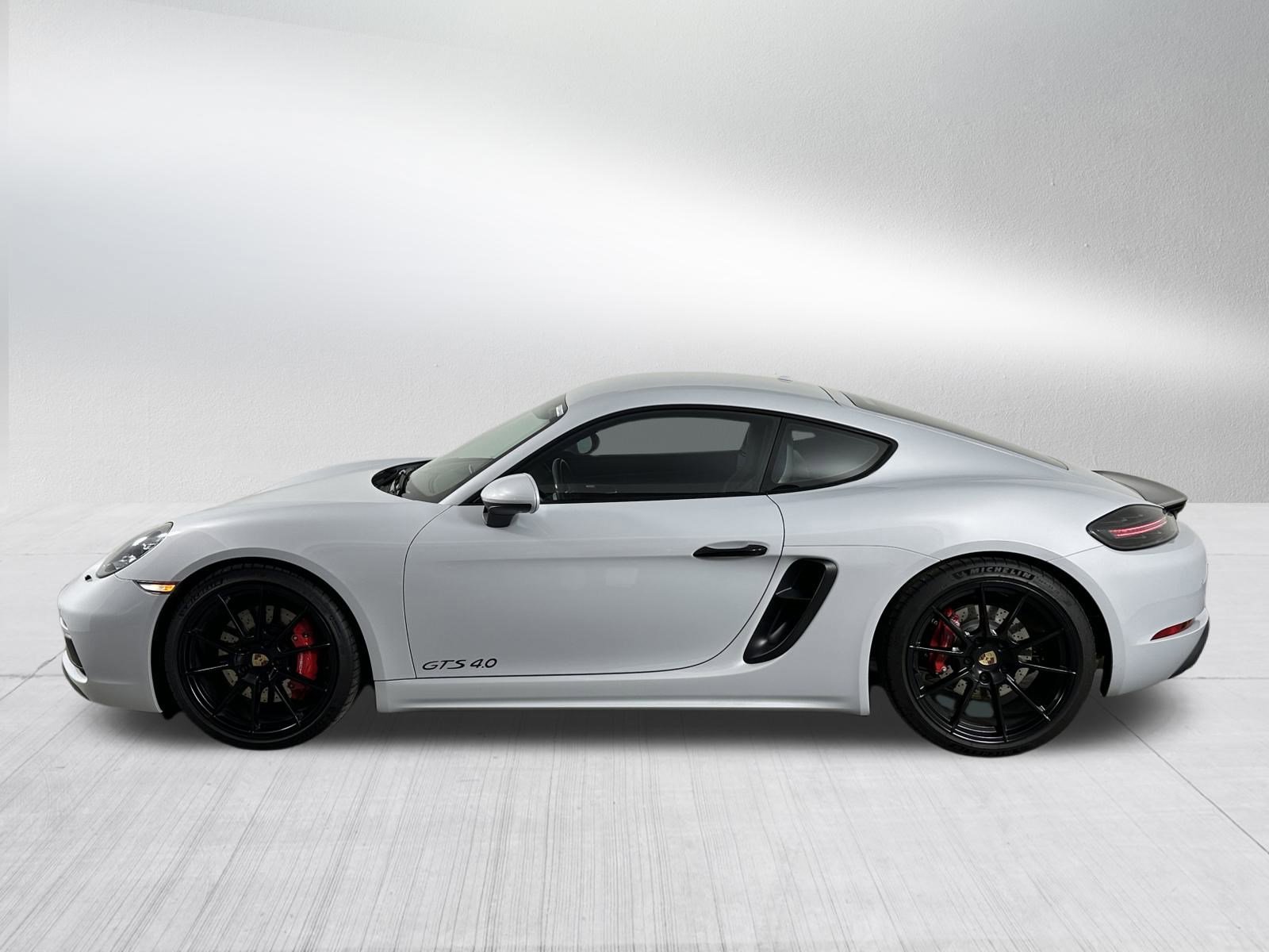 Used 2023 Porsche 718 Cayman GT4 image 4