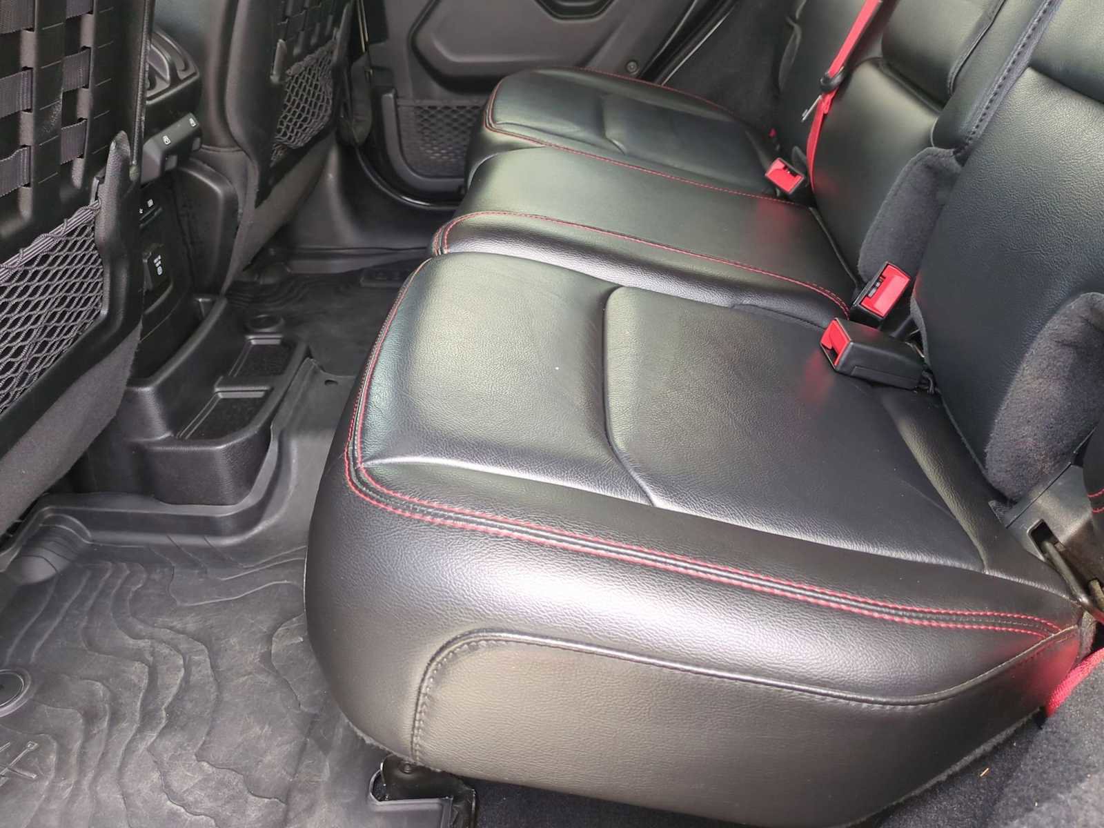 Used 2020 Jeep Wrangler Unlimited Rubicon w/ Quick Order Package 28Y Recon image 25