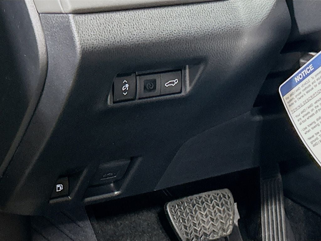 New 2026 Toyota RAV4 XSE AWD/4WD image 8
