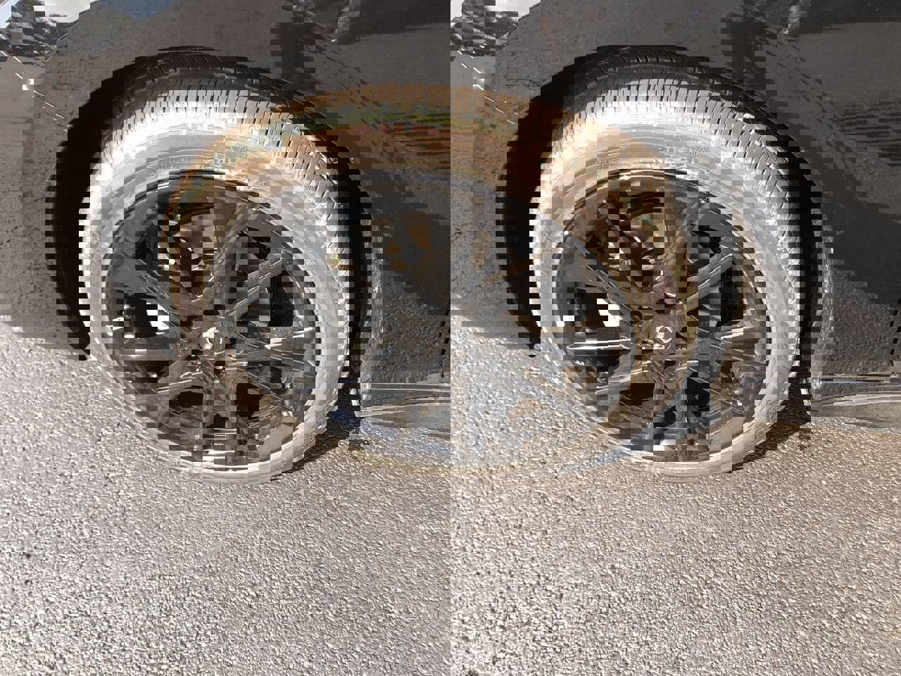 New 2025 Nissan Sentra SR w/ Midnight Edition image 10