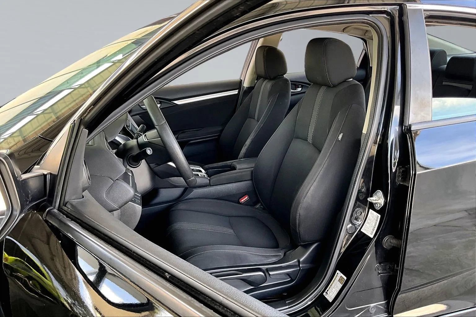 Used 2018 Honda Civic EX image 18
