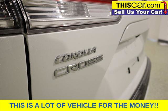Used 2025 Toyota Corolla Cross L FWD image 11