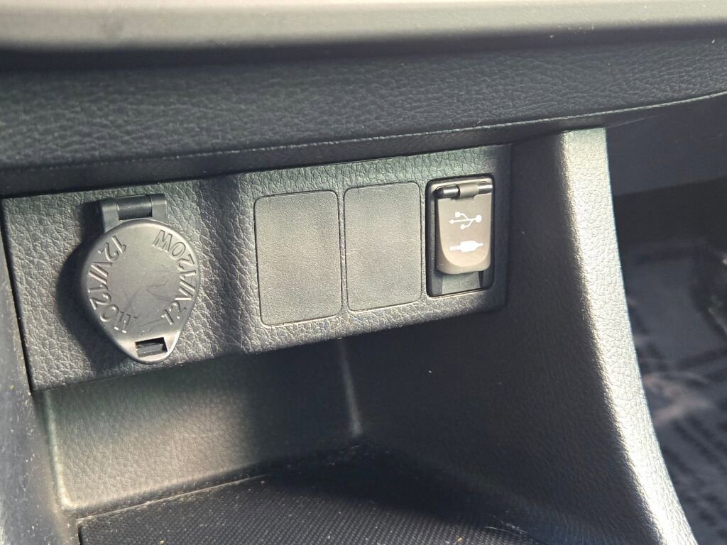 Used 2014 Toyota Corolla S image 23