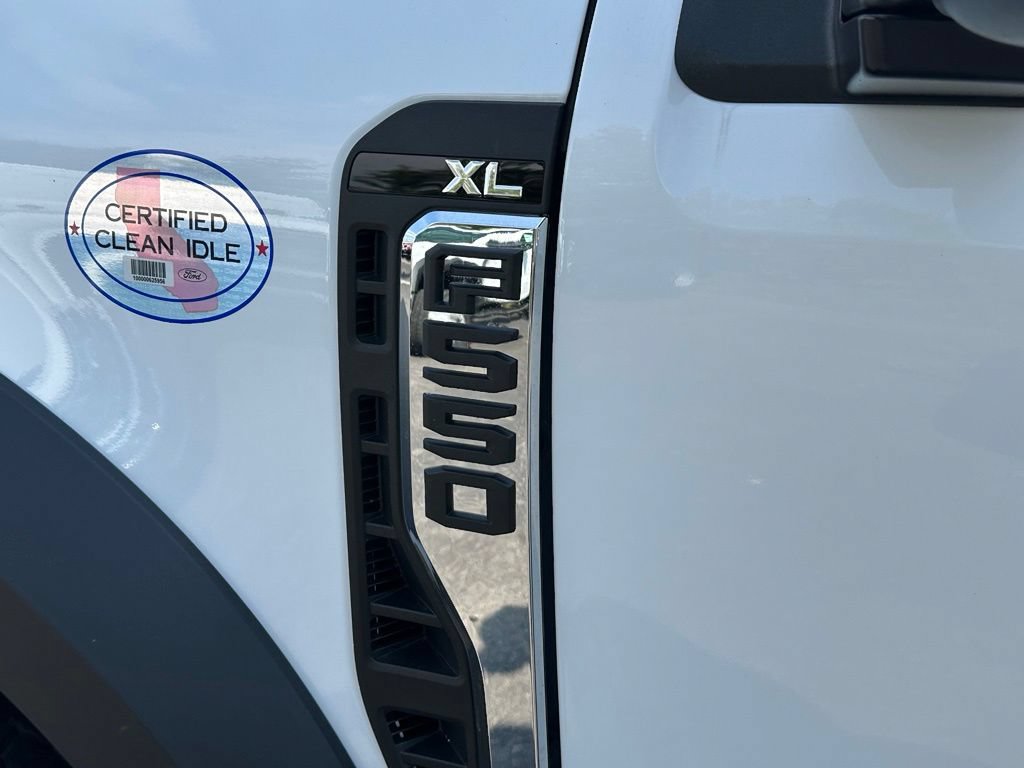 New 2026 Ford F550 4x4 Regular Cab Super Duty image 27