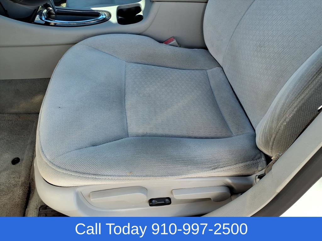 Used 2012 Chevrolet Impala LT w/ LT Sunroof Package FWD image 16