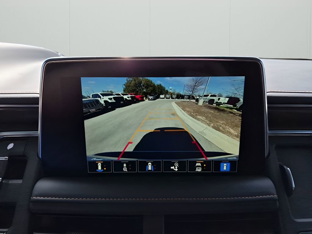 Used 2023 GMC Yukon XL AT4 w/ AT4 Premium Package image 46