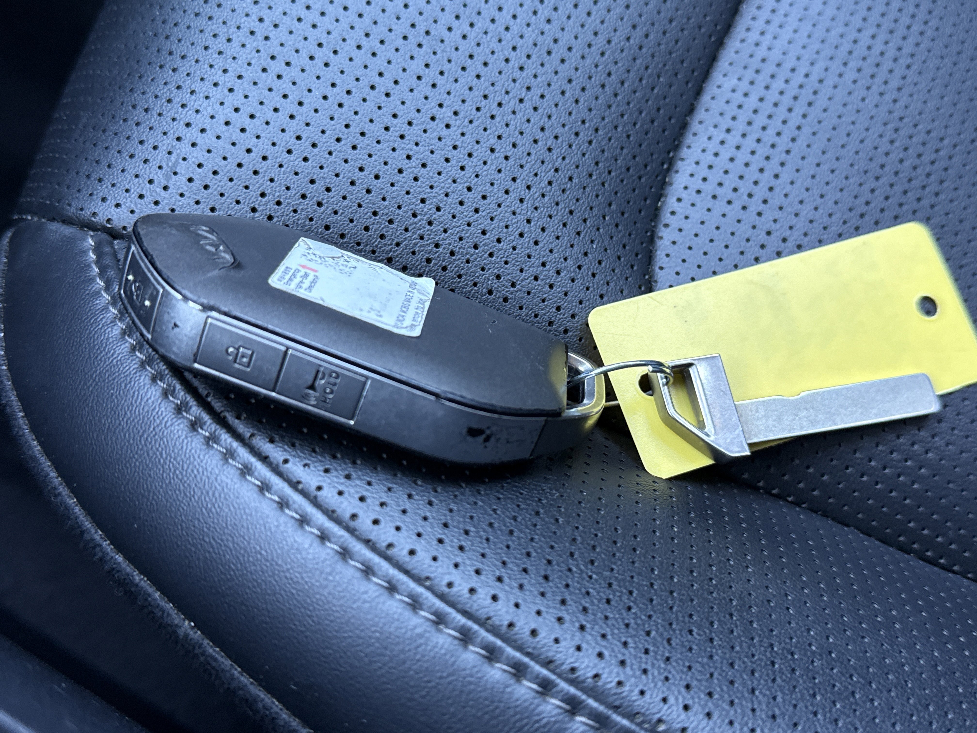 Certified 2024 Kia Sorento S image 30