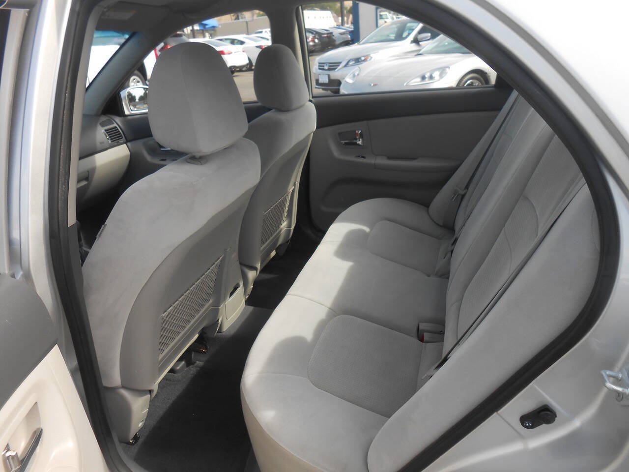 Used 2009 Kia Spectra EX FWD image 11