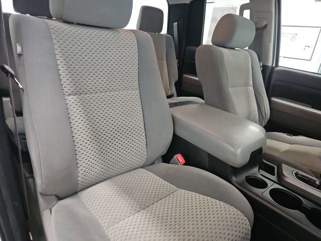 Used 2010 Toyota Tundra 4x4 Double Cab image 13