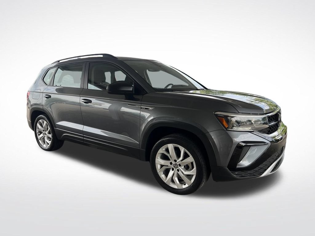 Used 2023 Volkswagen Taos S AWD/4WD image 3