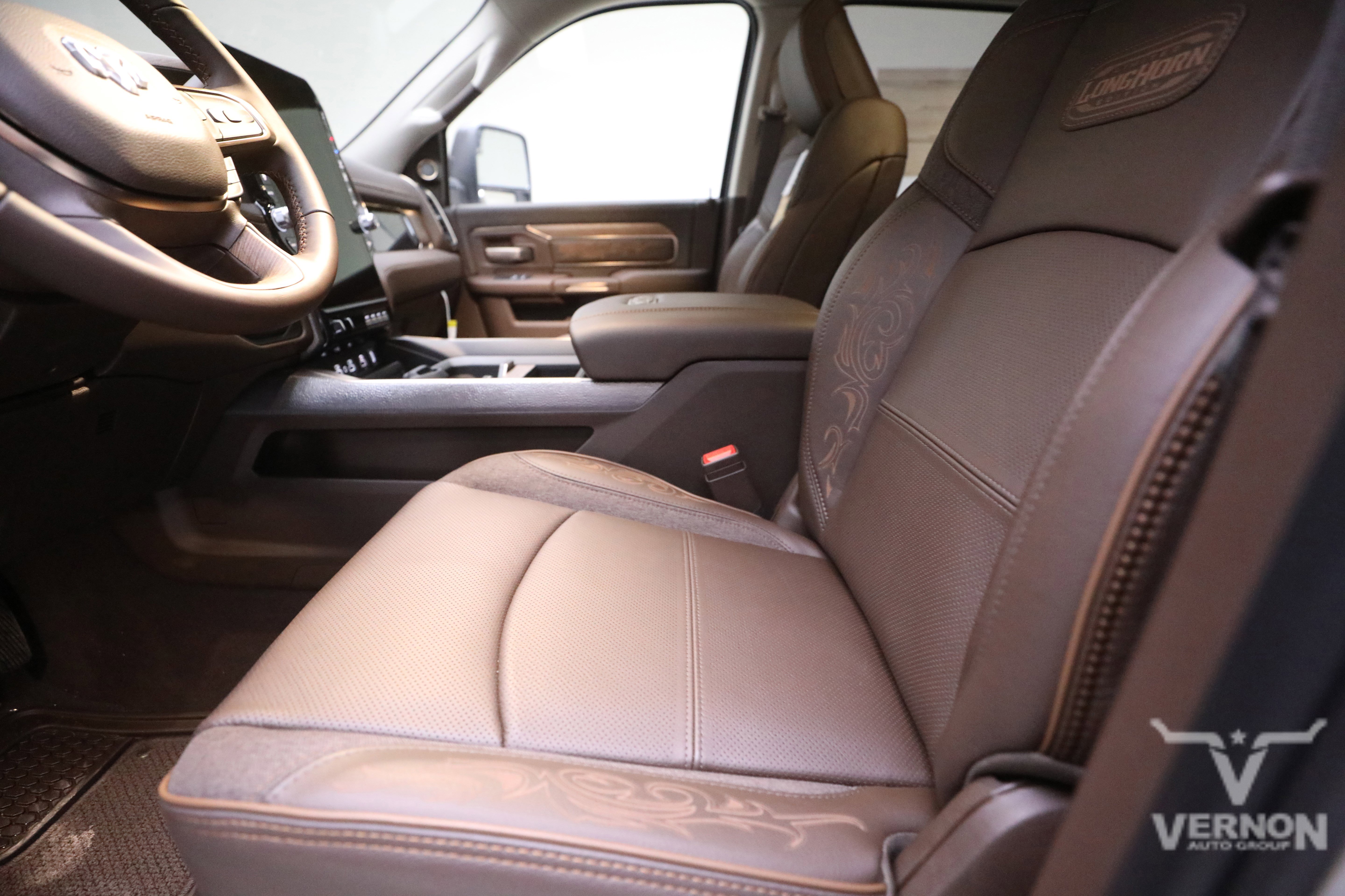 New 2026 RAM 3500 Limited image 10