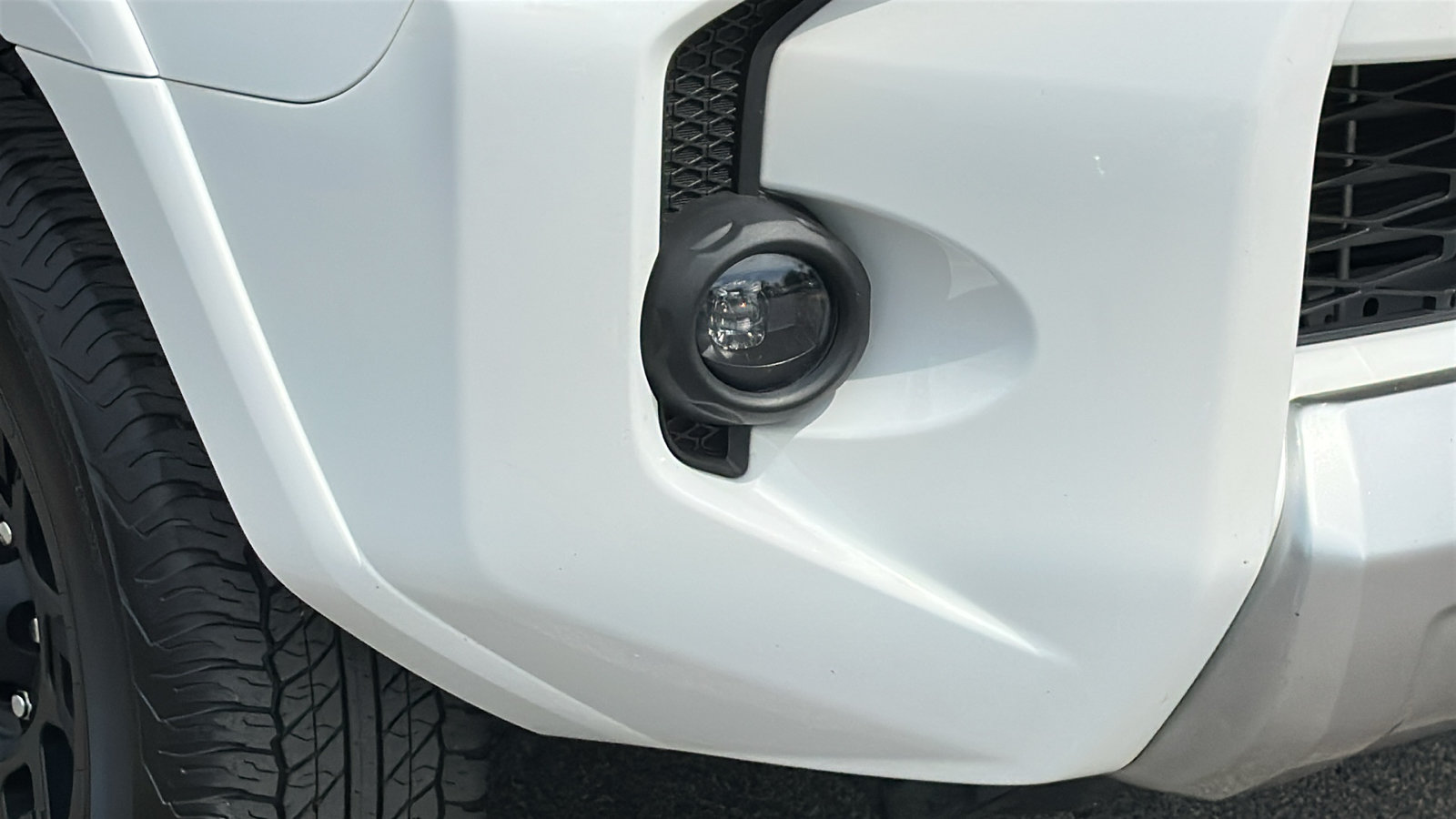 Used 2024 Toyota 4Runner TRD Off-Road Premium w/ Off Road Premium Plus Package AWD/4WD image 5