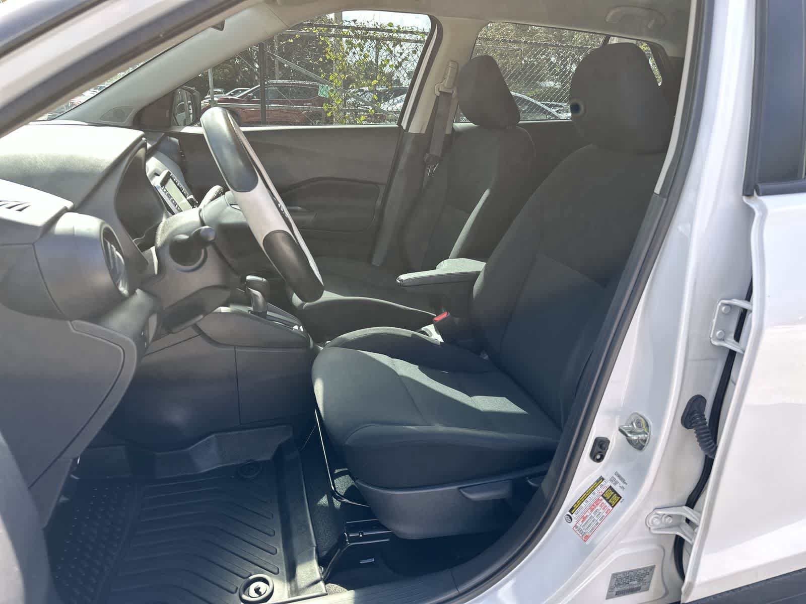 Used 2023 Nissan Kicks S FWD image 3